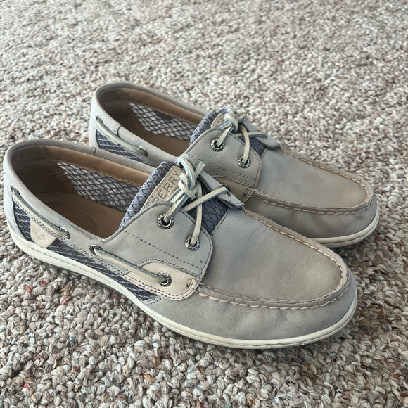 Shoes - Women’s Sperry Boat Shoes Size 9 Gray